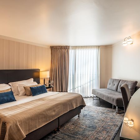Daniel Herzliya Hotel Zewnętrze zdjęcie A room at the hotel