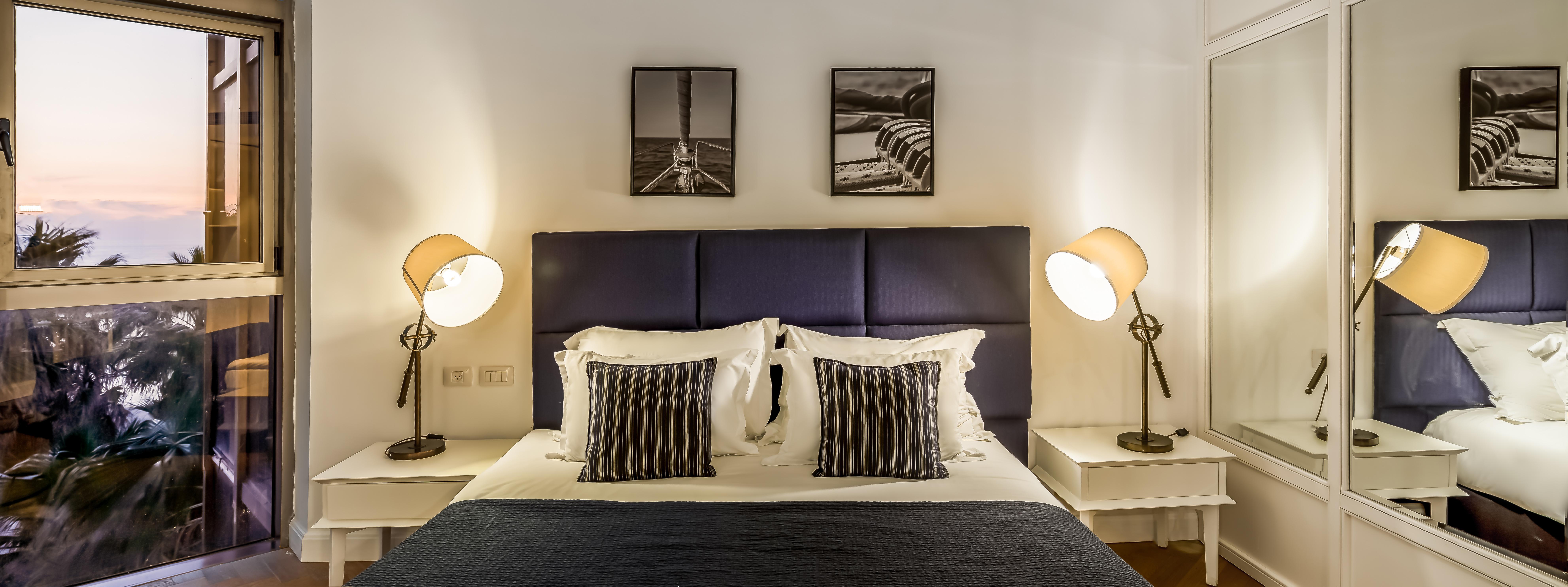 Daniel Herzliya Hotel Zewnętrze zdjęcie A bedroom at the hotel