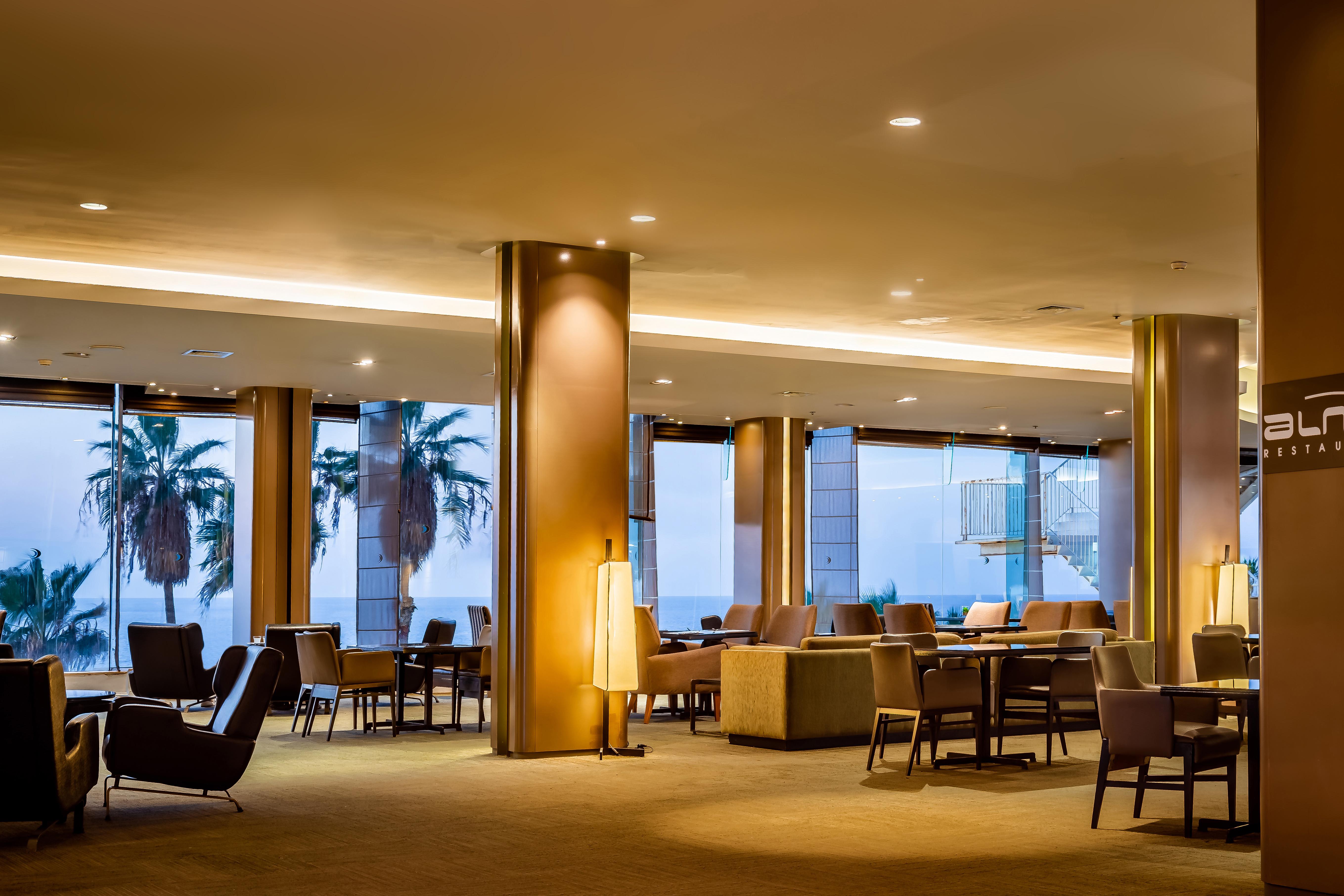 Daniel Herzliya Hotel Zewnętrze zdjęcie The lobby of the hotel