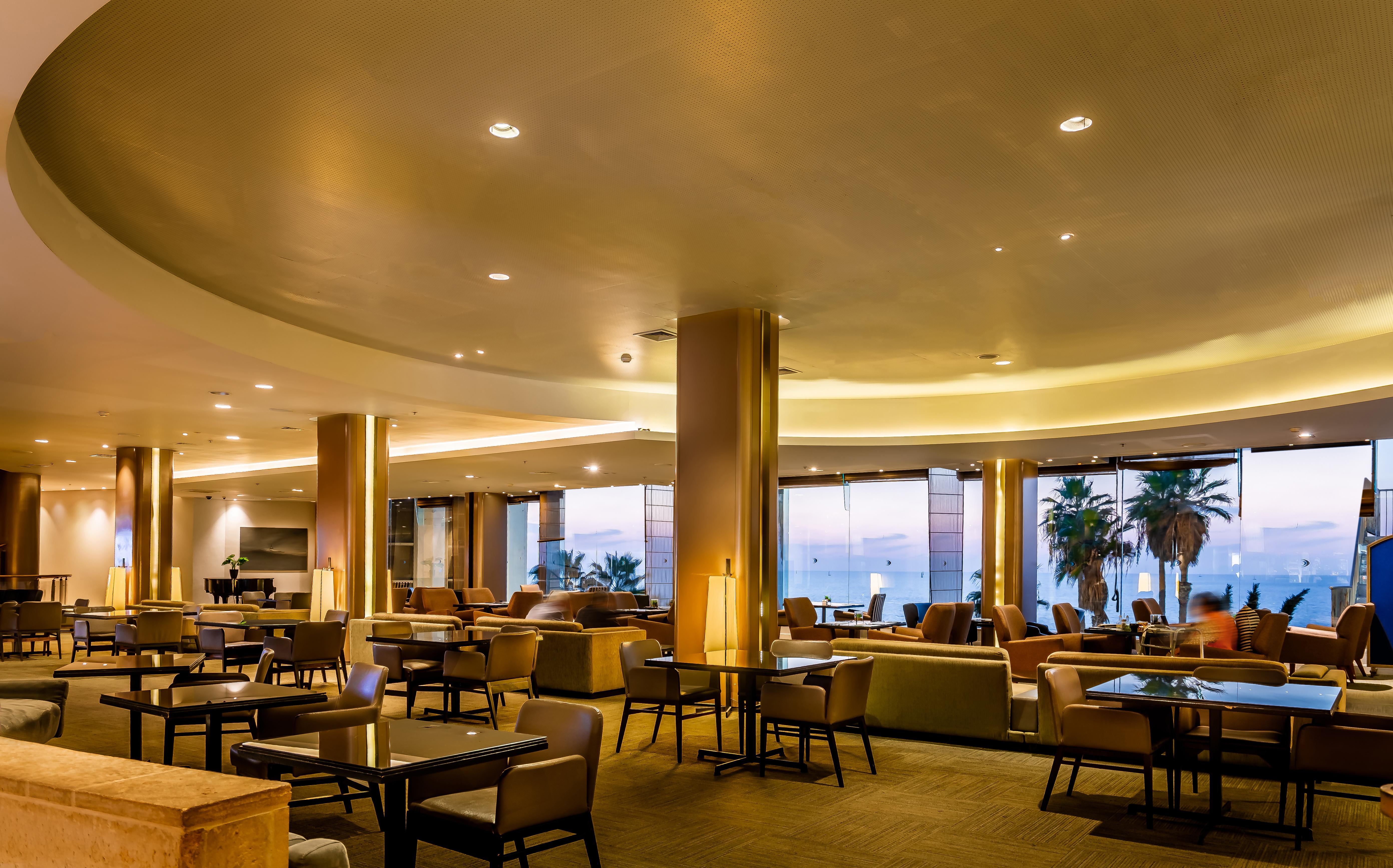 Daniel Herzliya Hotel Zewnętrze zdjęcie The lounge at the airport