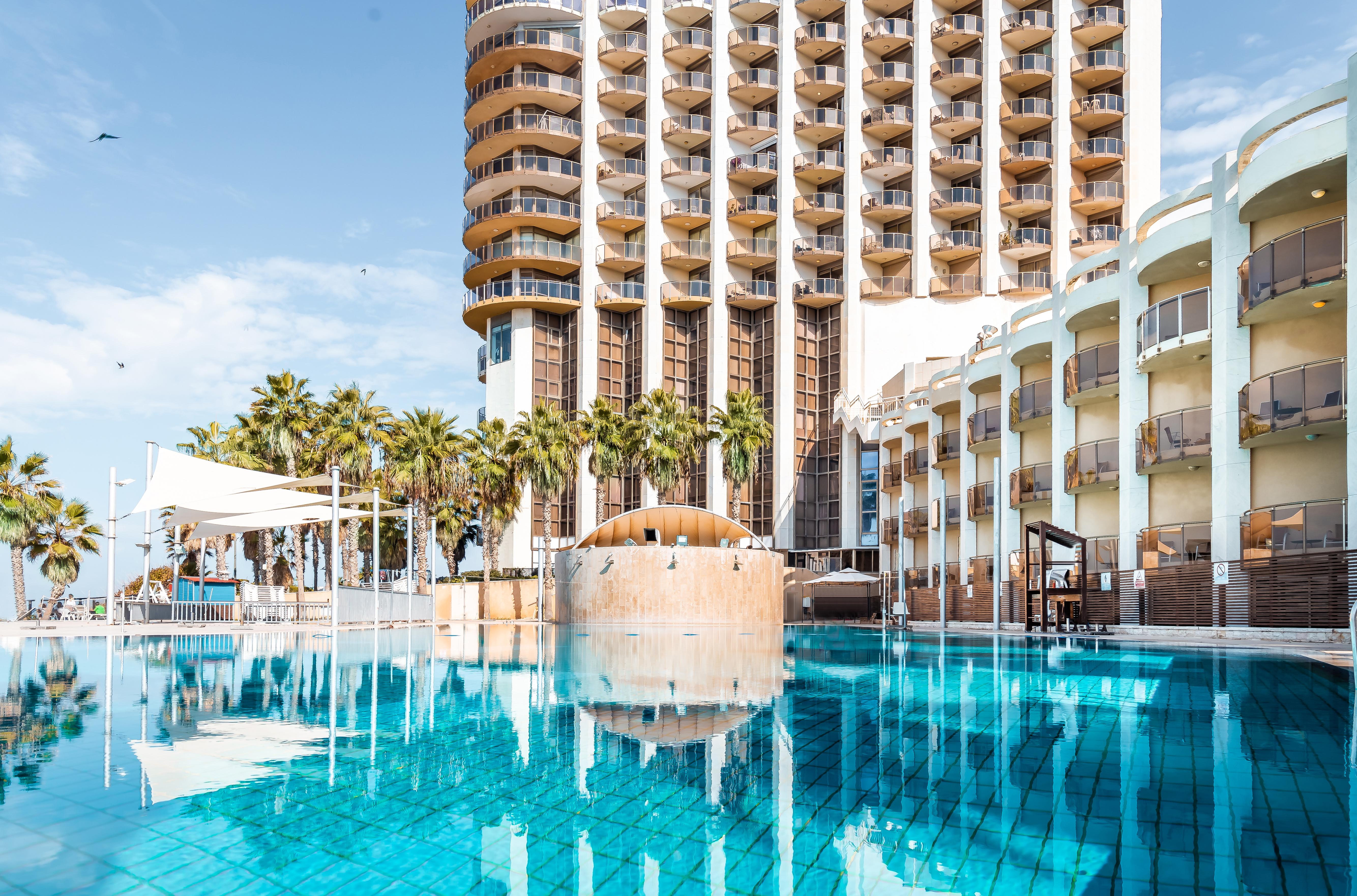 Daniel Herzliya Hotel Zewnętrze zdjęcie The pool at the Hilton San Diego Bayfront