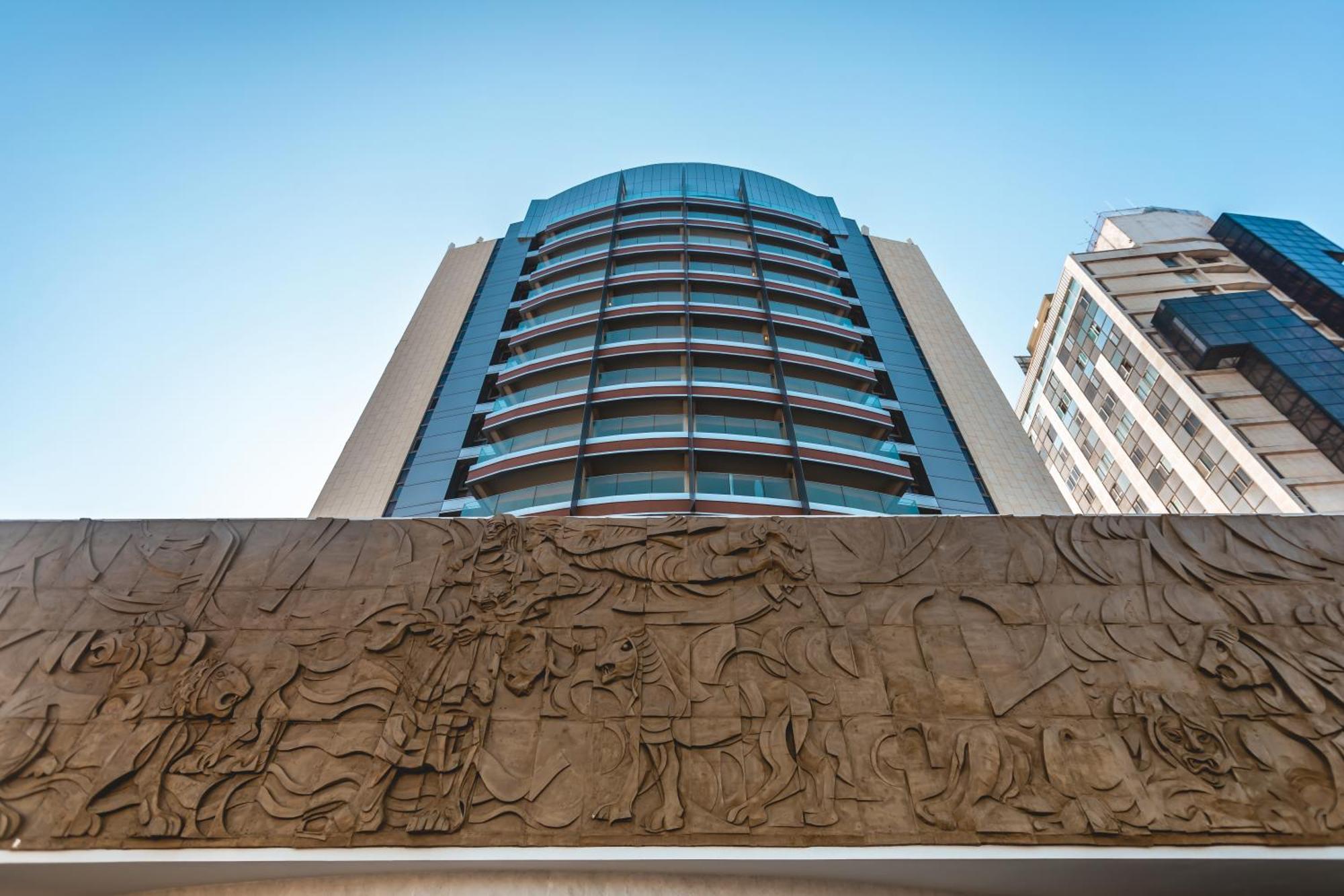 Daniel Herzliya Hotel Zewnętrze zdjęcie The building's facade